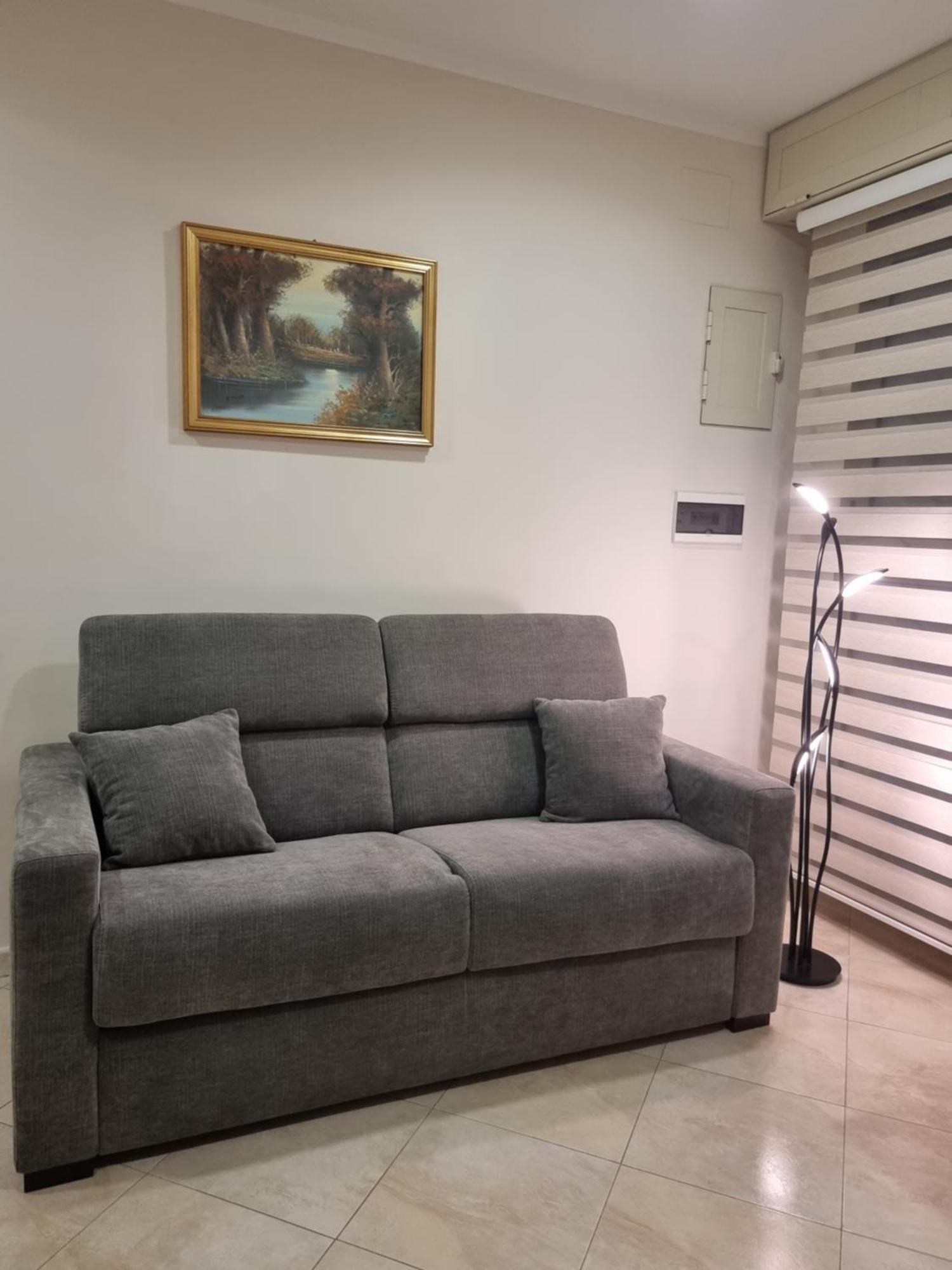 Loft Magna Grecia Reggio Calabria Centro Storico A 3 Minuti A Piedi Dal Mare Apartment Luaran gambar